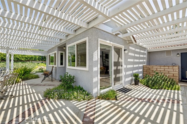 1251 Shakespeare Drive, Riverside CA: https://media.crmls.org/medias/590c2554-23fe-42d9-b1cc-87bb410d8d22.jpg