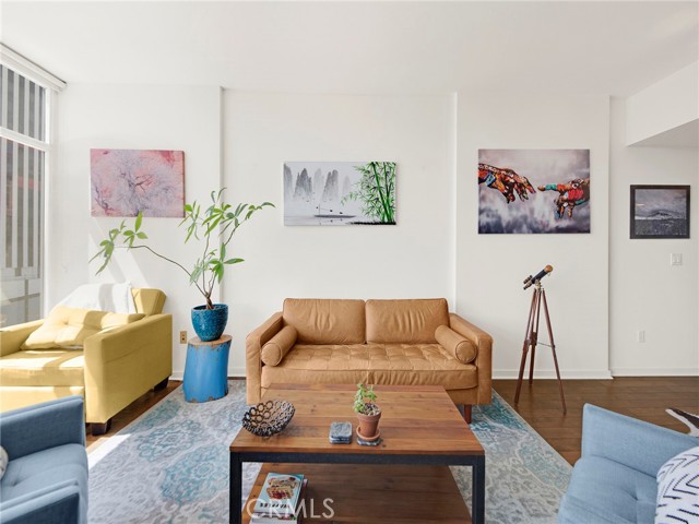 Detail Gallery Image 4 of 52 For 411 W Seaside Way #405,  Long Beach,  CA 90802 - 2 Beds | 2 Baths