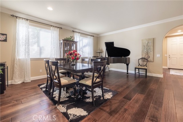 Detail Gallery Image 13 of 63 For 2589 N Promontory, Orange,  CA 92867 - 5 Beds | 3/1 Baths