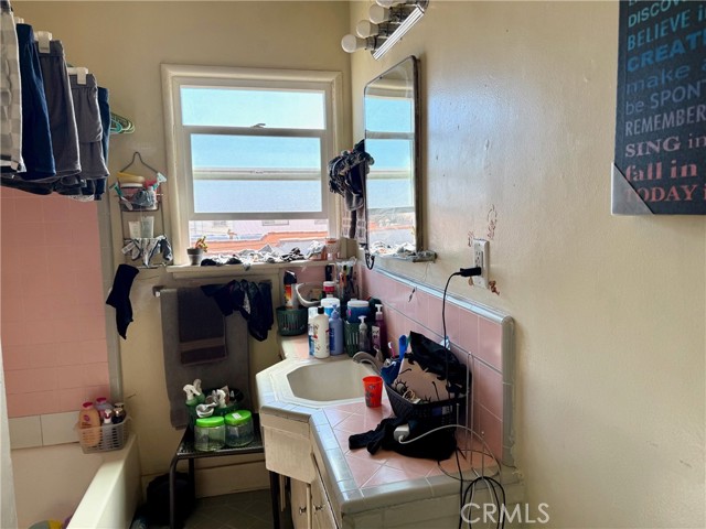 Detail Gallery Image 21 of 68 For 3936 Montclair, Los Angeles,  CA 90018 - – Beds | – Baths