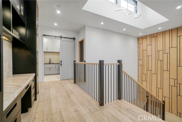 4961 Edgerton Avenue, Encino CA: https://media.crmls.org/medias/590e6e19-e4db-4563-8dd5-105f7570882e.jpg
