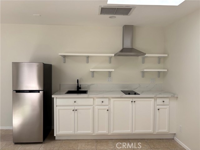 21327 De La Osa, Woodland Hills CA: https://media.crmls.org/medias/590e7360-67a9-4da9-ad44-4e2397b29ef3.jpg
