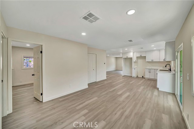 Detail Gallery Image 13 of 52 For 27361 Sierra Hwy #109,  Canyon Country,  CA 91351 - 2 Beds | 2 Baths