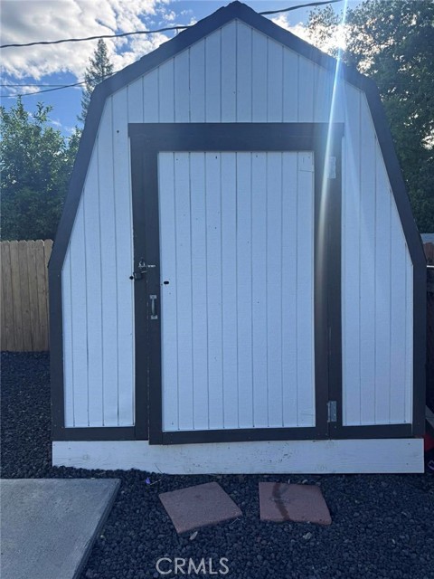 Image 27 of 31 For 627 Ventura  