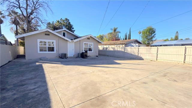 Detail Gallery Image 18 of 18 For 1138 1140 N Park Ave, Pomona,  CA 91768 - 2 Beds | 2 Baths