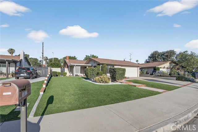 Image 3 of 59 For 13077 Bagatelle