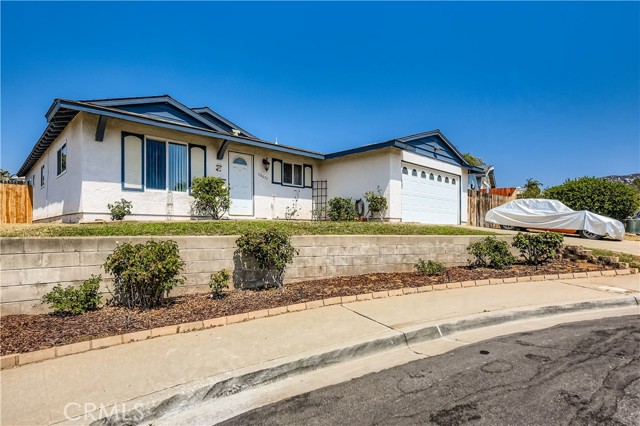 Detail Gallery Image 2 of 17 For 10651 Trigal Way, Santee,  CA 92071 - 4 Beds | 2 Baths