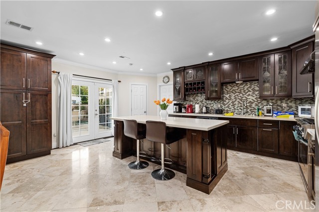 Detail Gallery Image 4 of 9 For 11131 Mac Murray St, Garden Grove,  CA 92841 - 6 Beds | 6 Baths