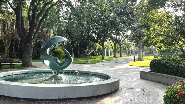 200 S Orange Grove Boulevard, Pasadena CA: https://media.crmls.org/medias/59135397-cfd8-4c07-ab7a-793a423b969d.jpg