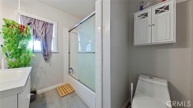 Detail Gallery Image 18 of 38 For 3516 Las Palmas, Glendale,  CA 91208 - – Beds | – Baths