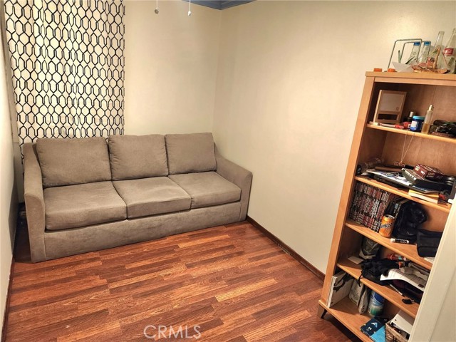 Detail Gallery Image 35 of 71 For 19755 Steinway St, Canyon Country,  CA 91351 - 3 Beds | 2 Baths