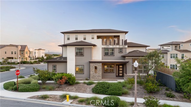 Detail Gallery Image 49 of 56 For 123 Character, Irvine,  CA 92618 - 4 Beds | 4/2 Baths