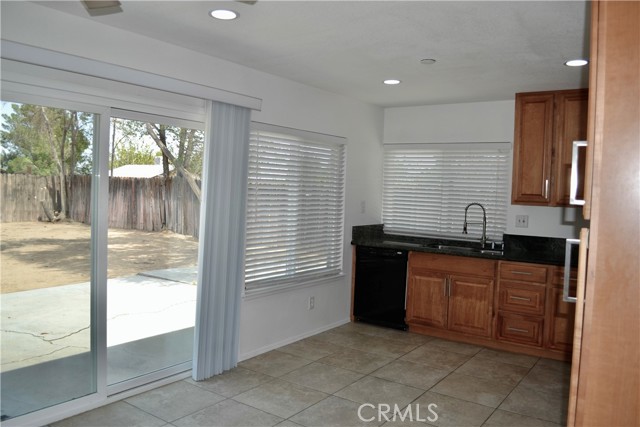 Detail Gallery Image 14 of 43 For 3727 W Avenue K11, Lancaster,  CA 93536 - 3 Beds | 1 Baths