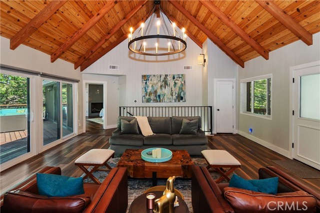 Detail Gallery Image 1 of 51 For 853 Golf Course, Lake Arrowhead,  CA 92352 - 3 Beds | 2/1 Baths