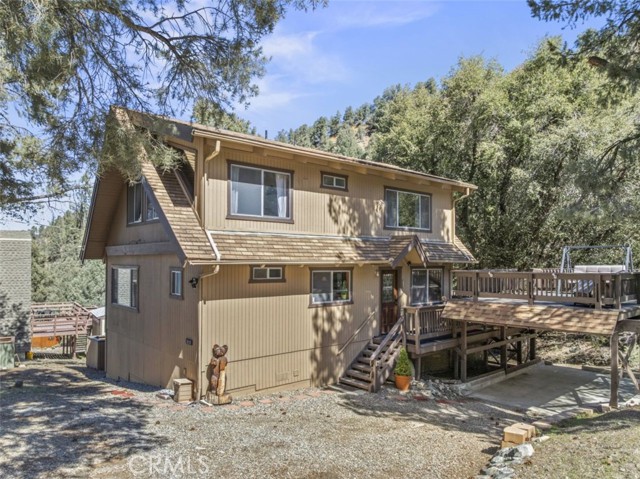 Detail Gallery Image 2 of 32 For 2112 Glacier, –,  CA 93225 - 3 Beds | 2 Baths