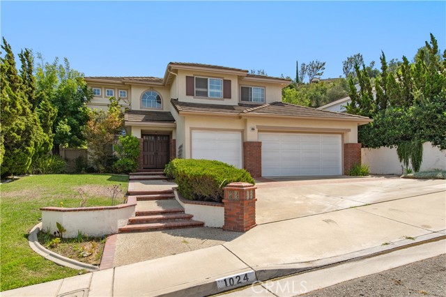 1024 S. Hanlon Way, Anaheim Hills CA: https://media.crmls.org/medias/591510e1-9325-4c13-9509-5c82ca437b9e.jpg
