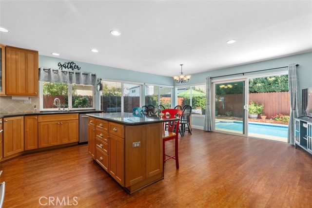 Detail Gallery Image 13 of 48 For 11608 Onyx, Cypress,  CA 90630 - 5 Beds | 3 Baths