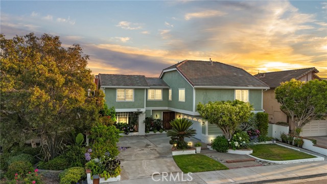 3562 Venture Drive, Huntington Beach CA: https://media.crmls.org/medias/59160c34-642b-42e8-8bd4-0e2c00a83492.jpg