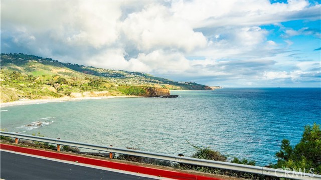 32700 Coastsite Drive, Rancho Palos Verdes, California 90275, 2 Bedrooms Bedrooms, ,2 BathroomsBathrooms,Residential,Sold,Coastsite,PV21196950