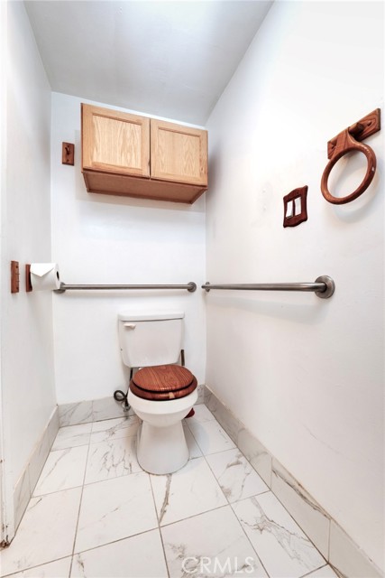 Detail Gallery Image 21 of 28 For 330 N Howard St #108,  Glendale,  CA 91206 - 2 Beds | 2 Baths