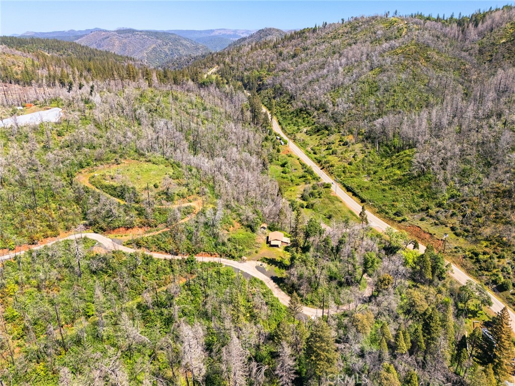 https://media.crmls.org/medias/5917905c-eaed-4e41-a9a0-00a96fe61778.jpg?preset=X-Large