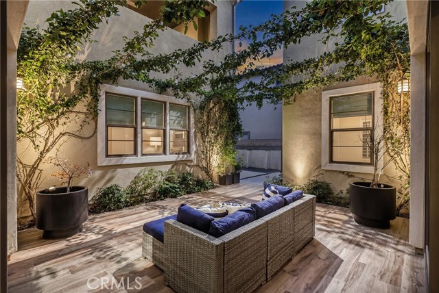 Detail Gallery Image 16 of 46 For 64 Bellatrix, Irvine,  CA 92618 - 5 Beds | 5/1 Baths