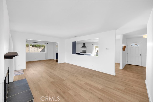 Detail Gallery Image 12 of 37 For 2527 E Brookside, Orange,  CA 92867 - 4 Beds | 2 Baths