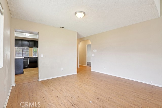 Detail Gallery Image 5 of 29 For 279 Cavendish, Hemet,  CA 92545 - 3 Beds | 2 Baths