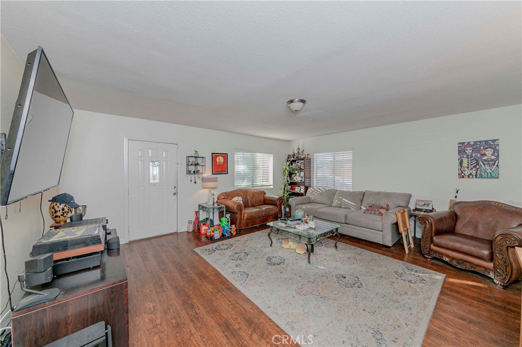 MLS #SB25255306 image #5