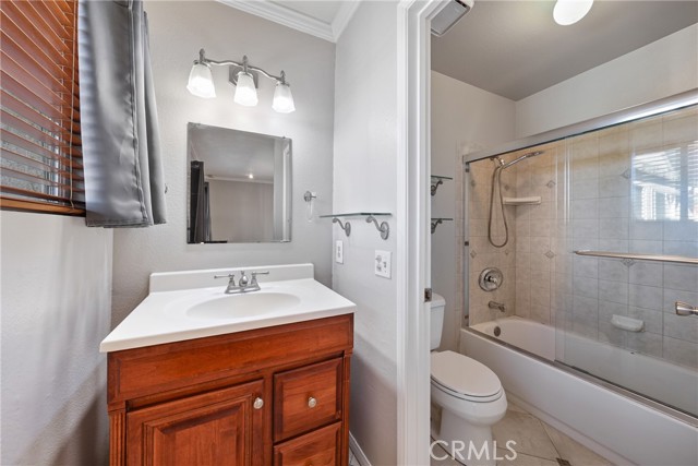 1042 Bassett Court, San Dimas CA: https://media.crmls.org/medias/591b604e-4c53-487b-a818-8a6918249d1c.jpg