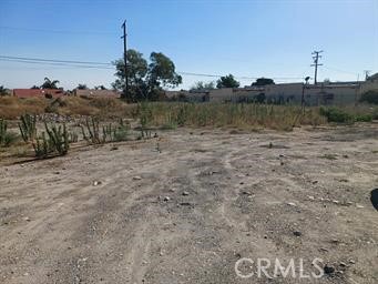Detail Gallery Image 3 of 3 For 15195 Foothill Bld, Fontana,  CA 92335 - – Beds | – Baths