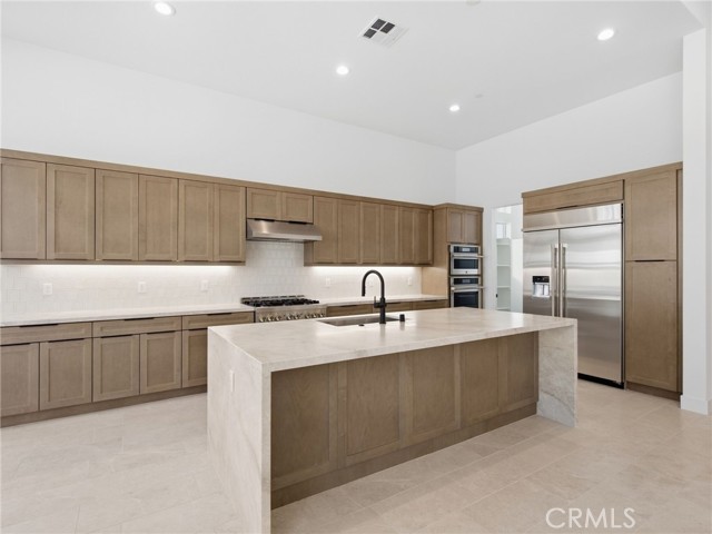 75157 Radford Drive, Palm Desert, CA 92211