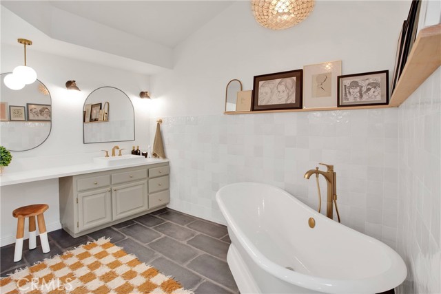 12450 Indian River Drive, Apple Valley CA: https://media.crmls.org/medias/591e3499-8533-4c3e-8cd6-f45951807bbe.jpg