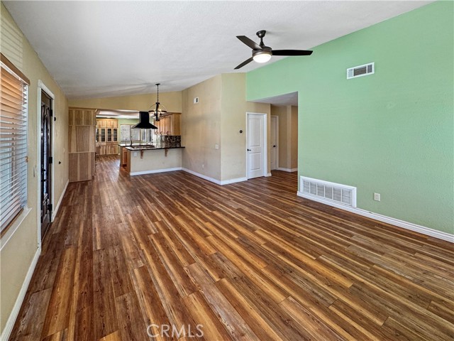 Detail Gallery Image 6 of 37 For 4787 Boardwalk Dr, Riverside,  CA 92503 - 5 Beds | 2 Baths