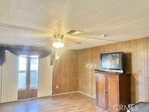 Detail Gallery Image 7 of 38 For 1081 W Johnston Ave, Hemet,  CA 92543 - 2 Beds | 2 Baths