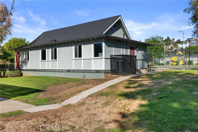 Image 26 of 30 For 6685 Moselle Circle