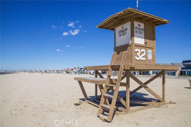 Detail Gallery Image 32 of 38 For 112 31st a,  Newport Beach,  CA 92663 - 3 Beds | 2 Baths