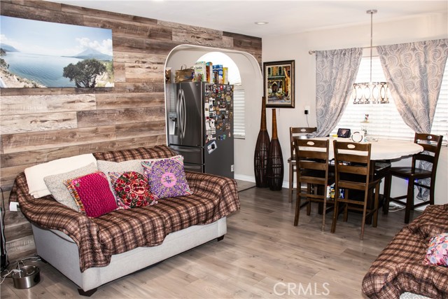 Detail Gallery Image 12 of 36 For 838 W Brockton, Redlands,  CA 92374 - 3 Beds | 1/1 Baths