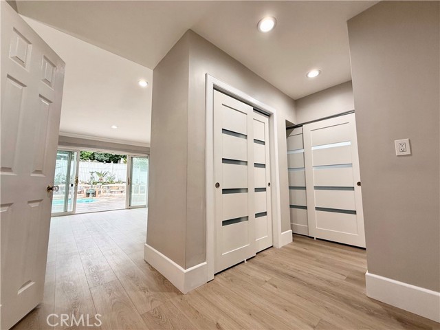 Detail Gallery Image 52 of 72 For 24204 Calvert, Woodland Hills,  CA 91367 - 6 Beds | 3 Baths