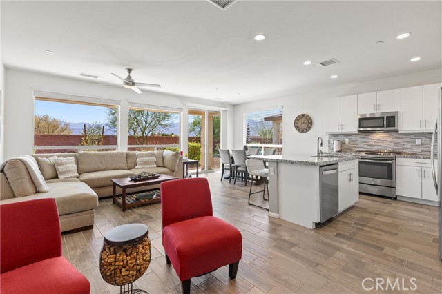 Front Image Thumbnail for CRIG25240765