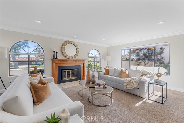 897 Calle Del Sol, Upland CA: https://media.crmls.org/medias/5922350e-e4f1-4b5f-8975-ab082459277f.jpg