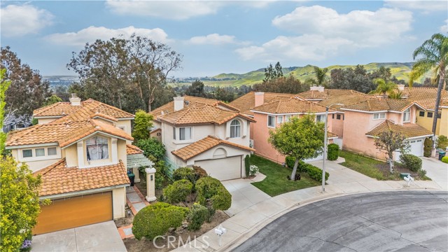 15689 Ladera Vista Drive, Chino Hills CA: https://media.crmls.org/medias/5922f81a-48dd-4eb6-8e4b-8c2da5c98409.jpg