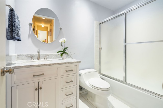 13543 Bear Valley Road, Moorpark CA: https://media.crmls.org/medias/5923a012-13d9-4863-9e25-7c69cc09a818.jpg