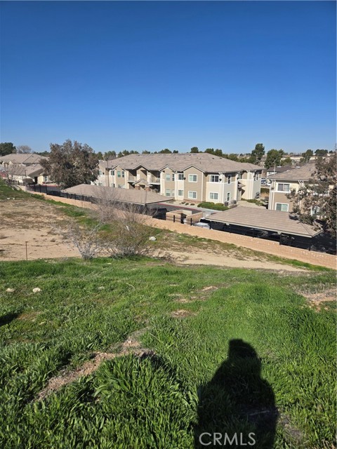 Detail Gallery Image 5 of 9 For 14140 14146 Rodeo Dr, Victorville,  CA 92395 - – Beds | – Baths