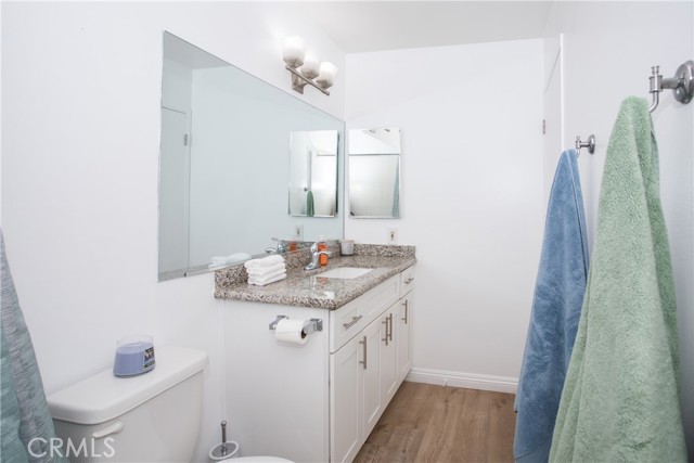 Image 17 of 27 For 2852 Sawtelle Boulevard 41