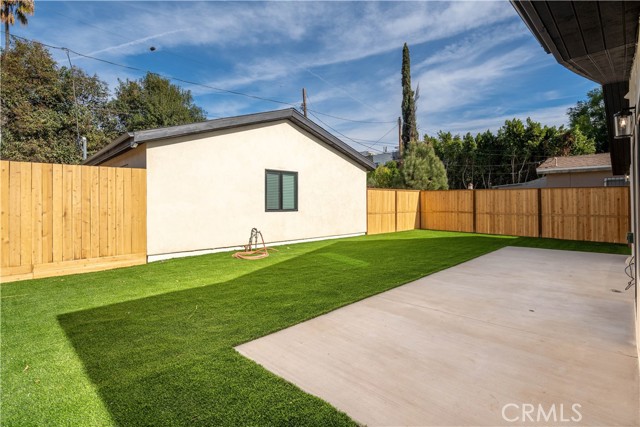 6 Bed Home for Sale in Van Nuys, California