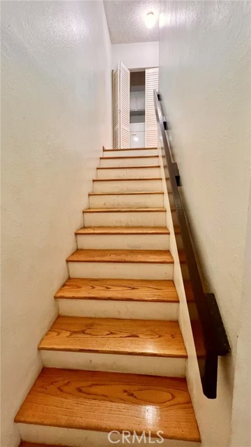 445 W Duarte Road, Arcadia CA: https://media.crmls.org/medias/5926d0ce-8a1e-4cea-84ed-29b3e43e7ba6.jpg