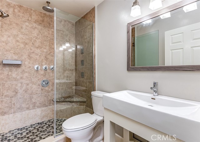 Detail Gallery Image 13 of 25 For 1269 Paseo Dorado #27,  Fullerton,  CA 92833 - 2 Beds | 2/1 Baths