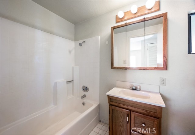 Detail Gallery Image 34 of 44 For 1331 S Beacon St, San Pedro,  CA 90731 - 3 Beds | 1/1 Baths