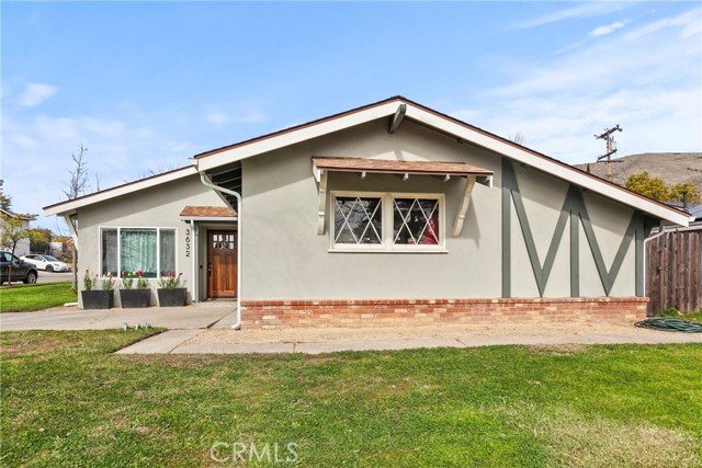 Detail Gallery Image 2 of 26 For 3632 Lawnwood Court, San Luis Obispo,  CA 93401 - 3 Beds | 2 Baths
